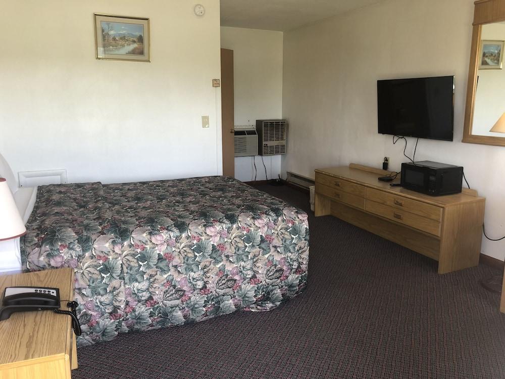 Deep Well Motel photo 13