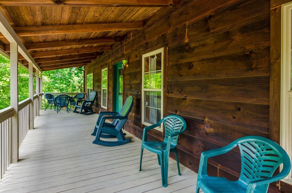 Highland Hills Motel and Cabins – A Master Hosts Resort photo 32