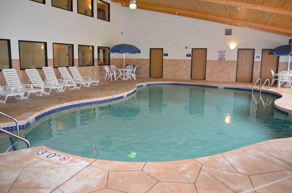 Econo Lodge Rice Lake photo 29