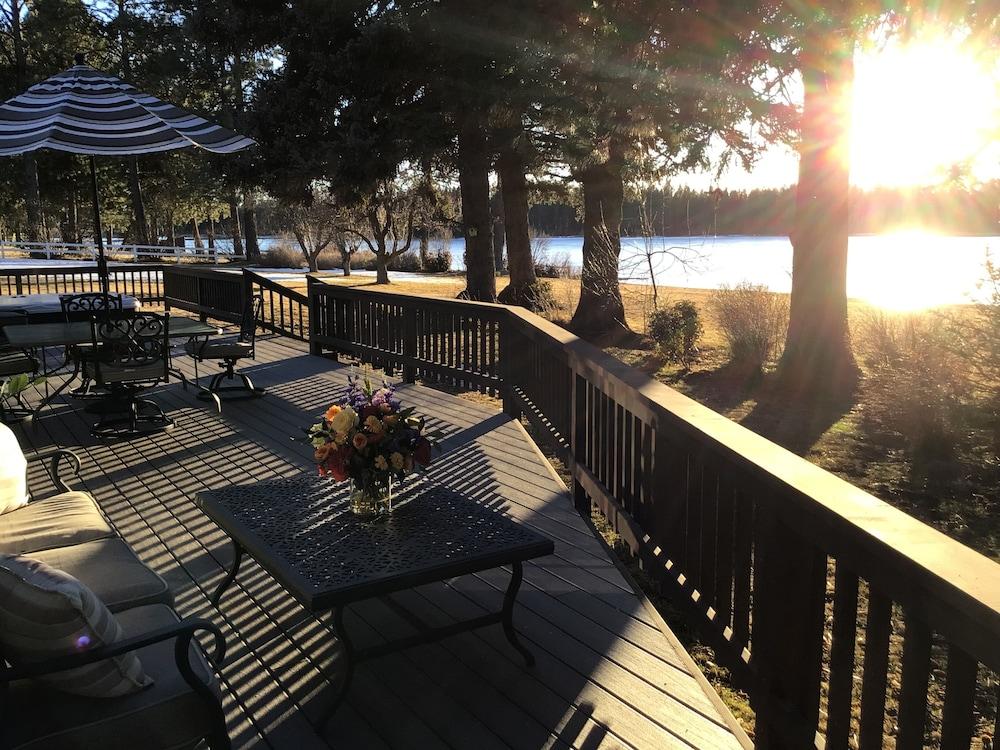 Historic  Gilchrist Waterfront Resort photo 49