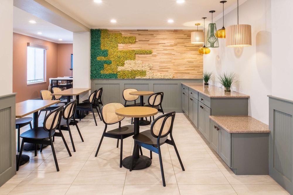 Best Western Kennewick Tri-Cities Center photo 15