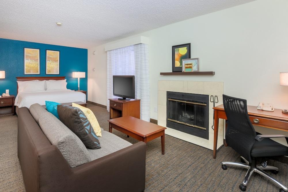 Hawthorn Suites by Wyndham Tinton Falls photo 27