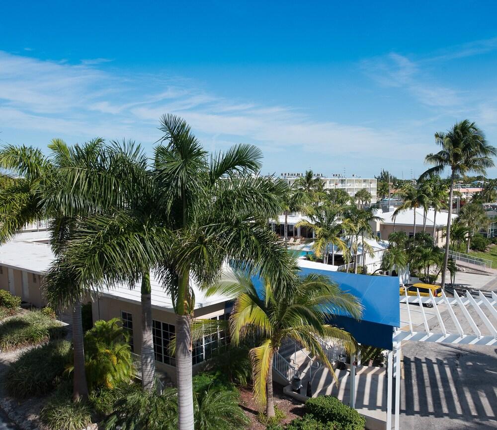 Skipjack Resort & Marina photo 61