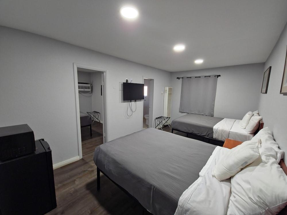 The L Motel photo 5