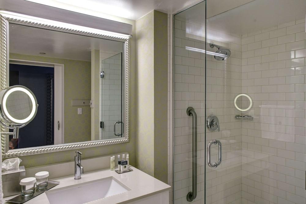 DoubleTree by Hilton Hotel Biloxi photo 25