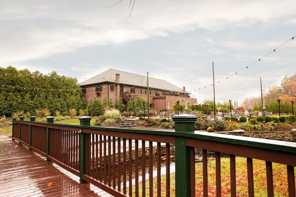 The Beaumont Inn photo 38