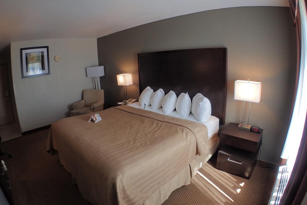 Quality Inn & Suites Winfield photo 6