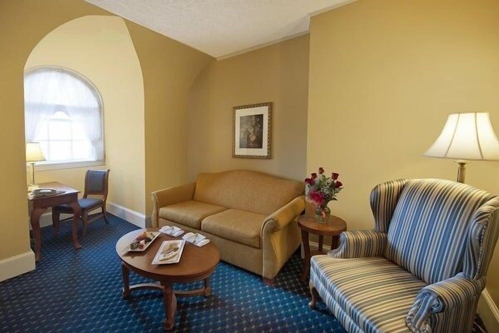 Mimslyn Inn Historic Hotels Of America photo 29