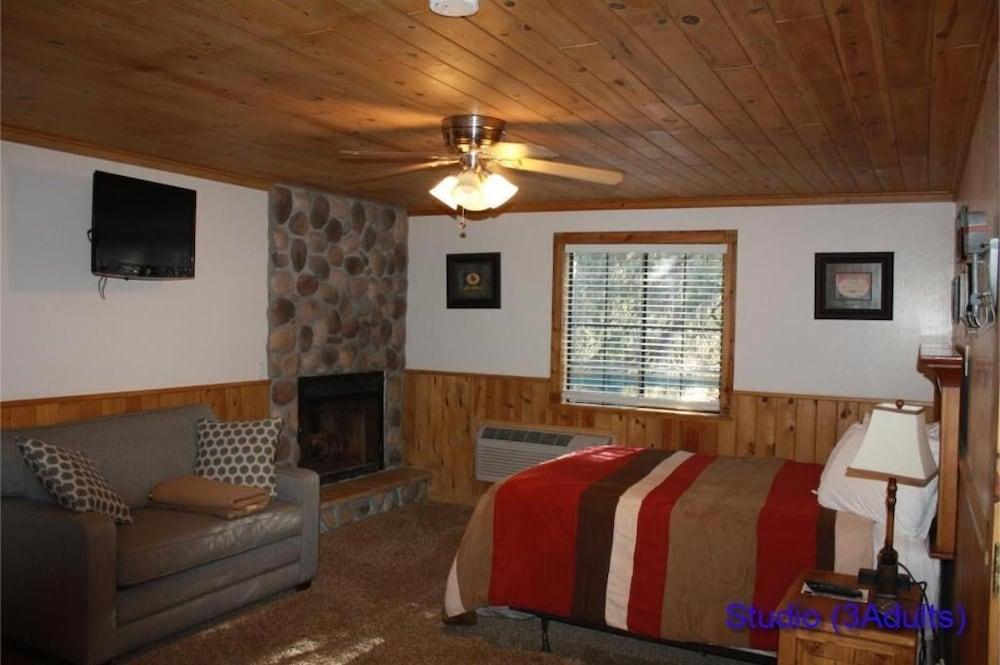 Lumbermens Village photo 27