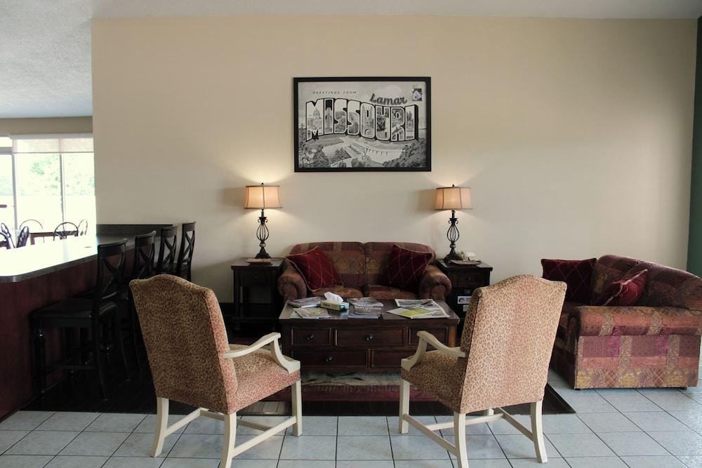Boarders Inn & Suites photo 9