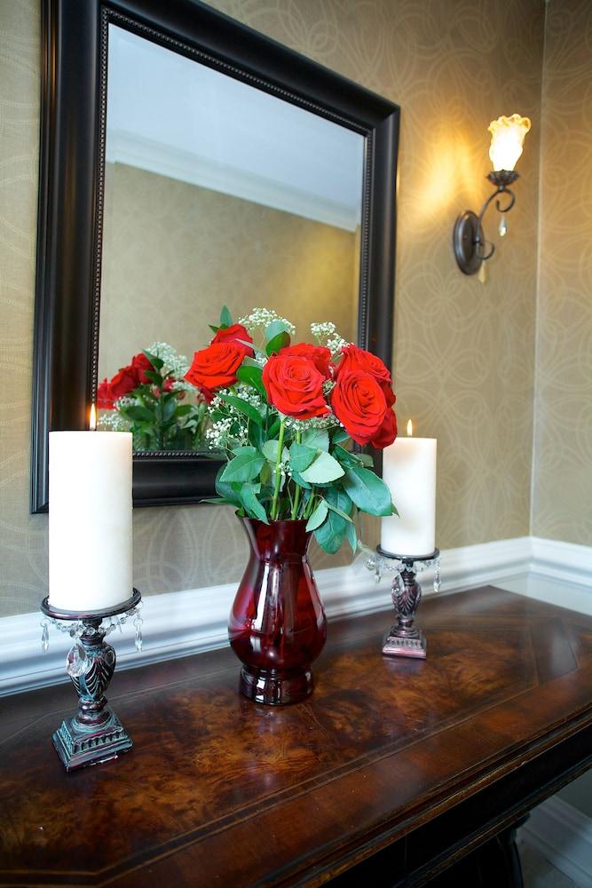 Guesthouse at Norwalk Inn photo 41