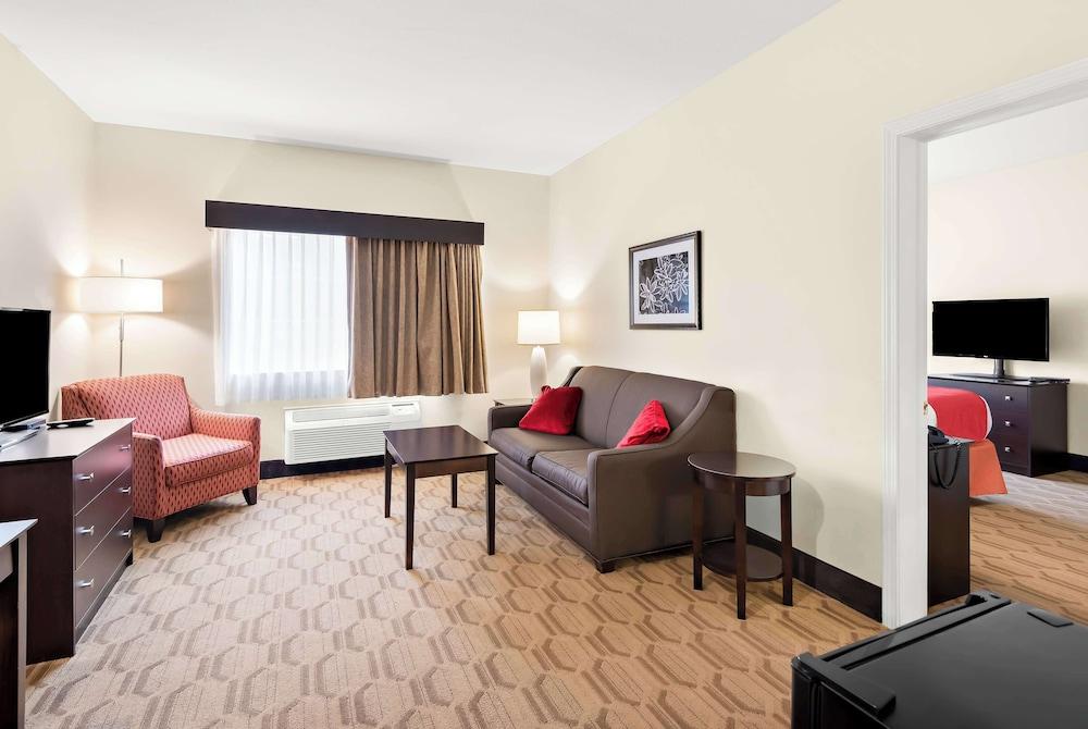 Best Western Palmyra Inn & Suites photo 6