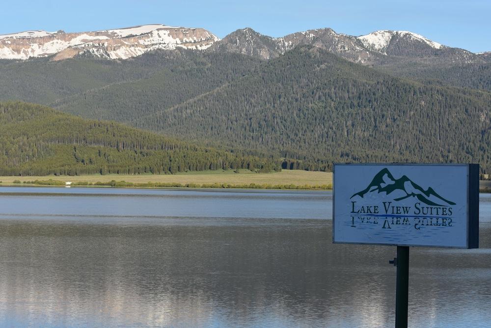 Lake View Suites photo 2