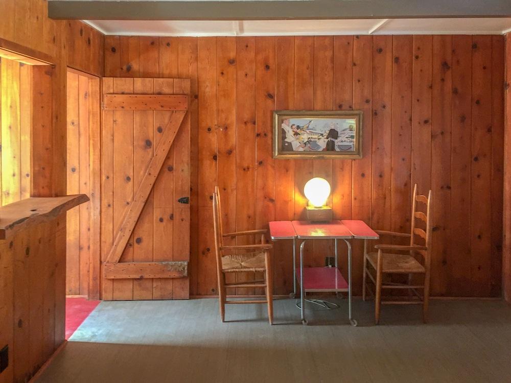 Joshua Tree Ranch House photo 43