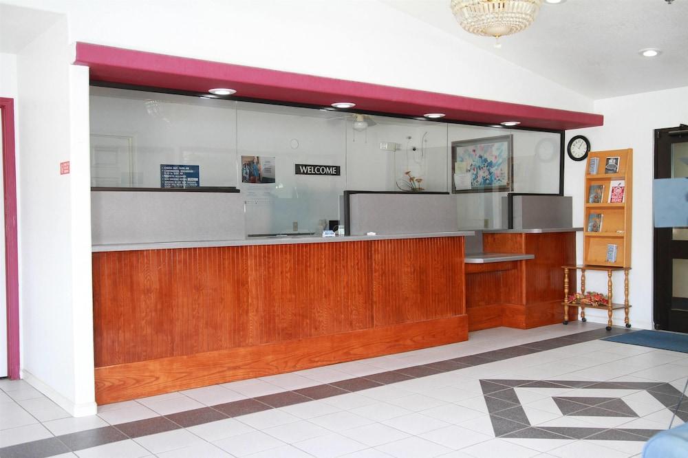 Travelodge by Wyndham Guymon photo 2