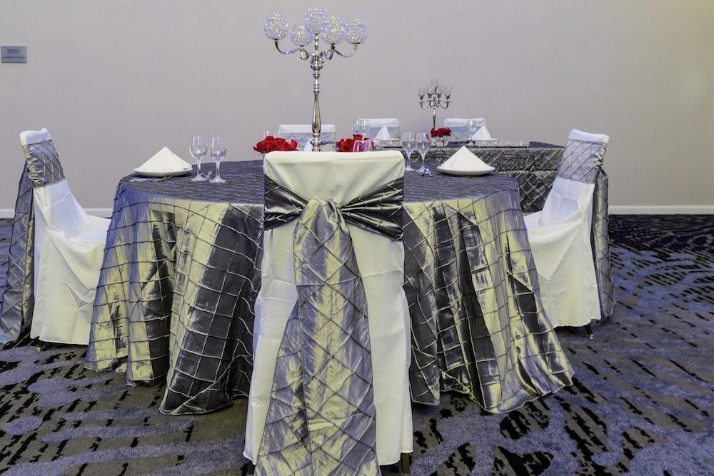 Courtyard by Marriott Lake Jackson photo 2