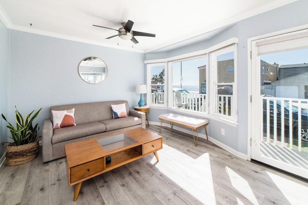 Pacific Bungalow photo 9