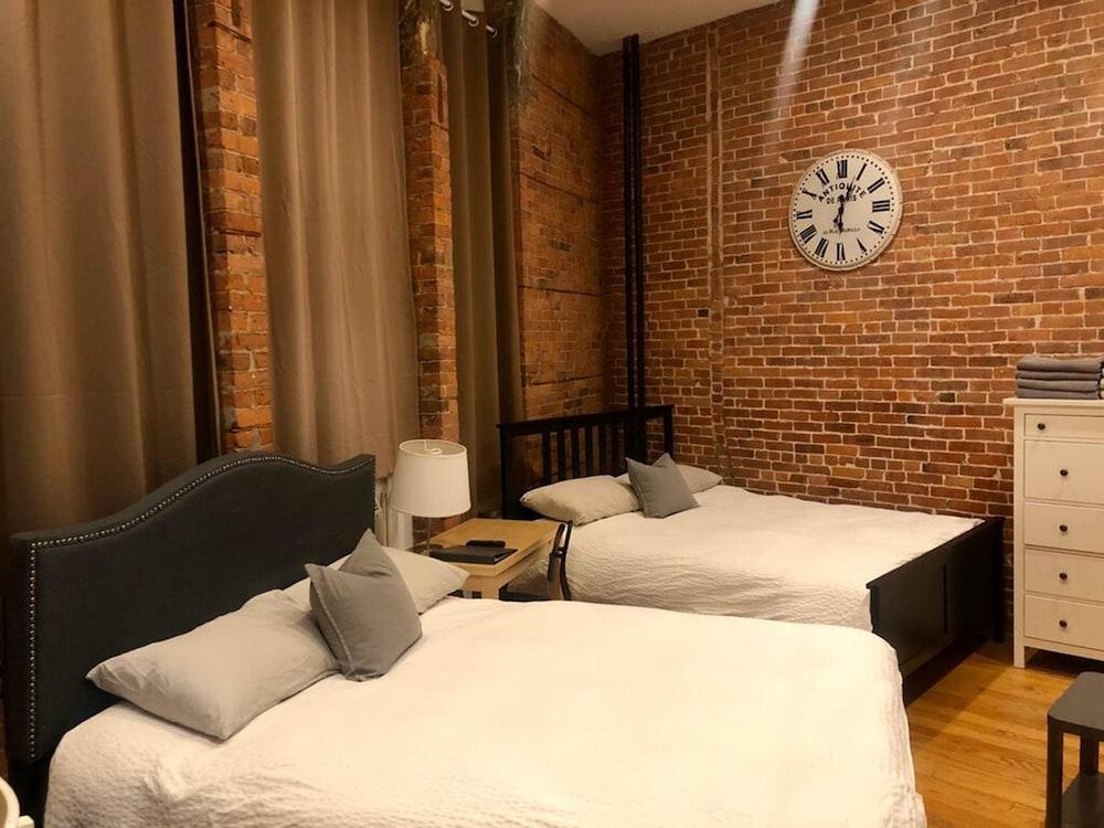The Nomad Suites & Apartments photo 11