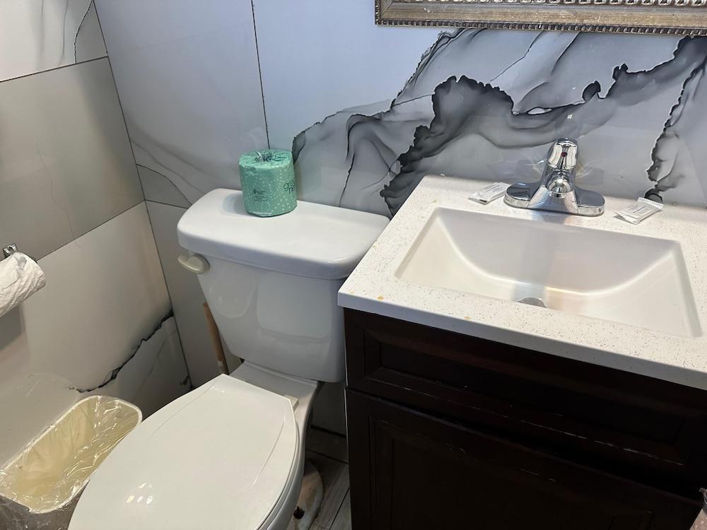 Hotel O Miami Inn & Suites Chicago Midway Airport photo 38