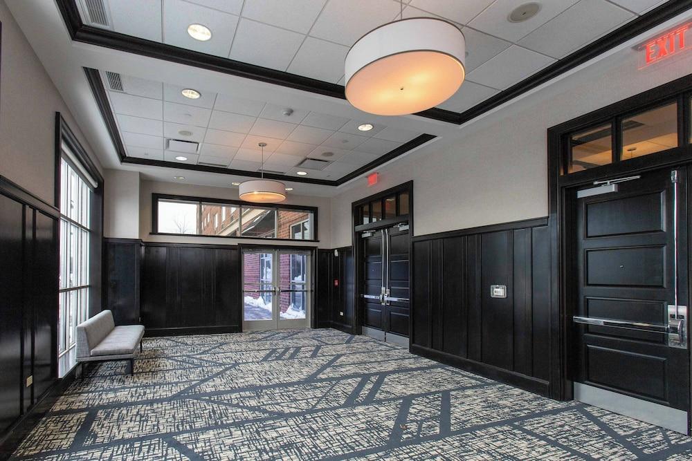 Sheraton Chicago Northbrook Hotel photo 29