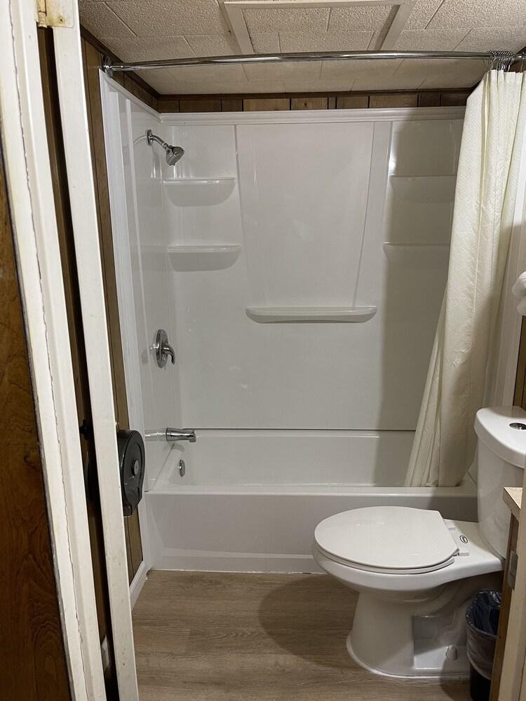 Wildflower Inn & RV Park photo 6