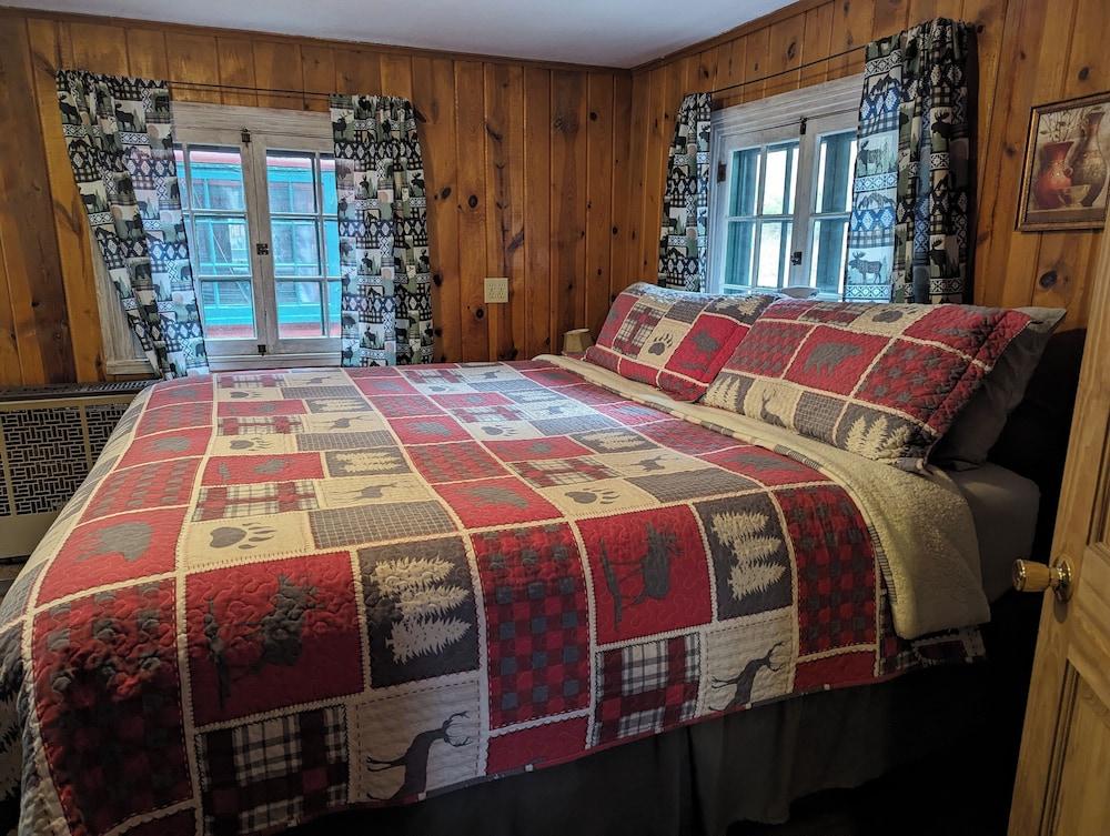 Ponderosa Pines Inn and Cabins photo 52