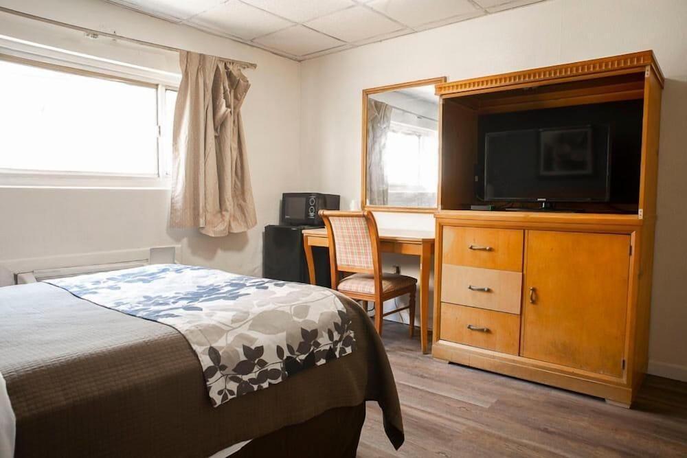 Bedford Motel photo 5