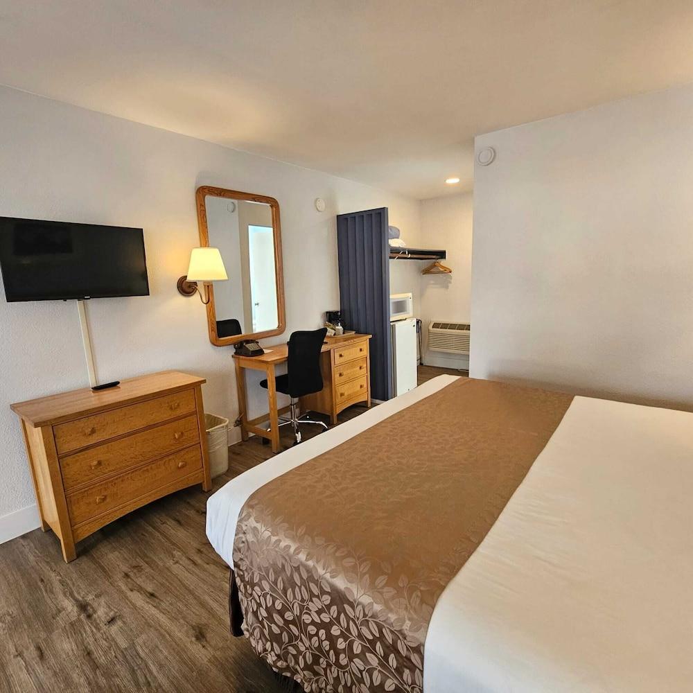 Skylark Shores Resort photo 41