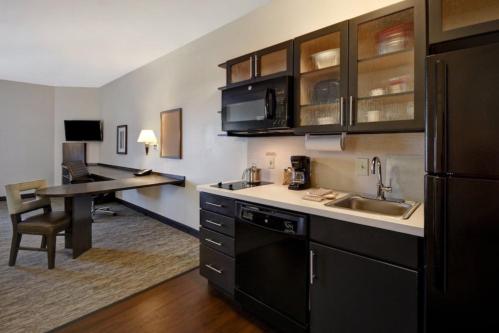 Candlewood Suites St. Clairsville by IHG photo 29