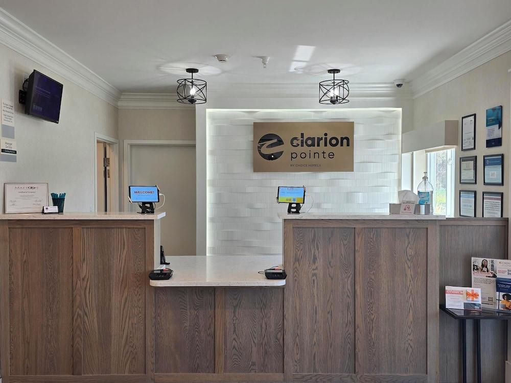 Clarion Pointe Mattoon near University photo 32