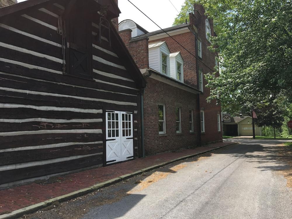 Spread Eagle Tavern and Inn photo 32