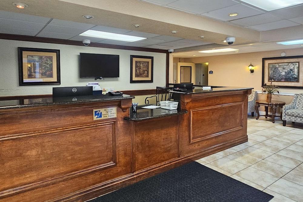 Quality Inn Fort Myers Cape Coral photo 2