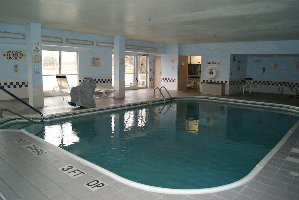 Baymont by Wyndham Coon Rapids photo 5