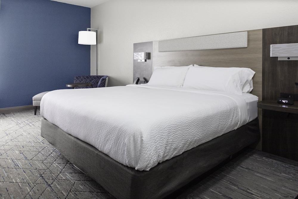 Holiday Inn Express & Suites Kimball by IHG photo 5