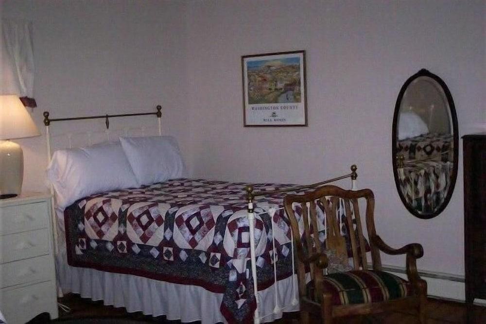 Spring Motor Inn photo 9