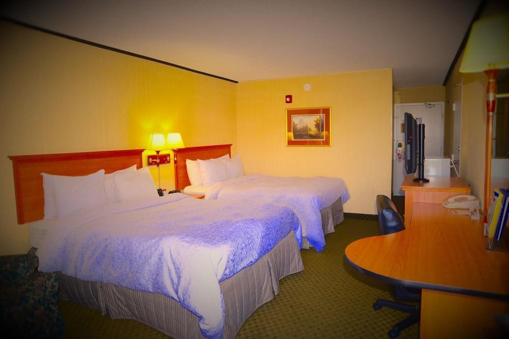 Howard Johnson by Wyndham Gillette photo 14