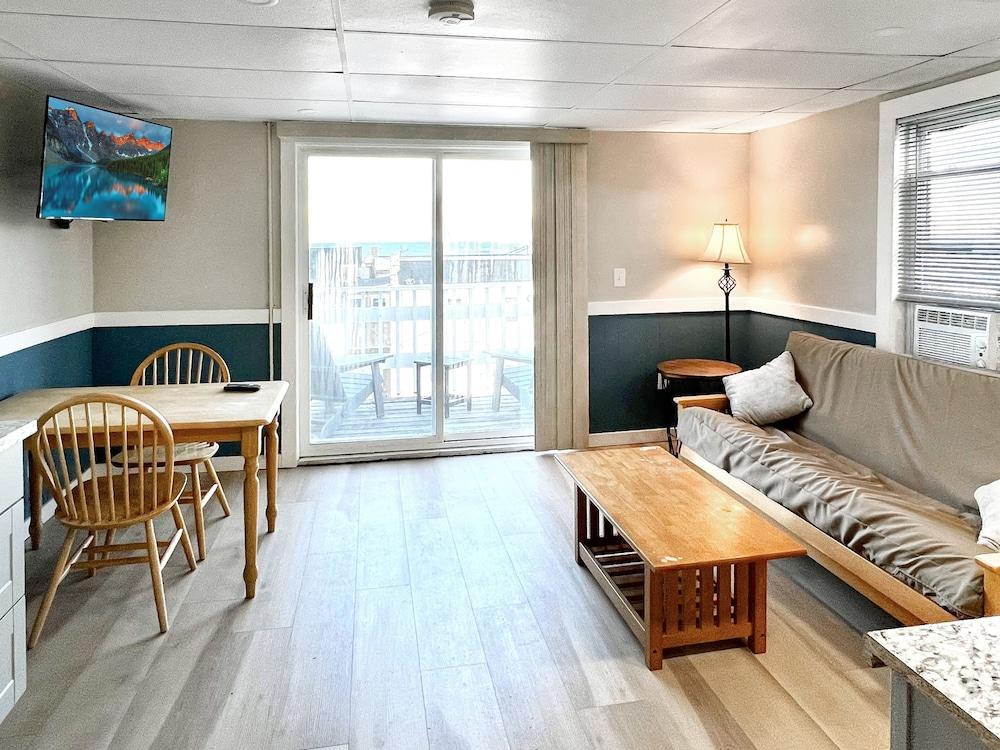 Ocean Air Suites photo 26
