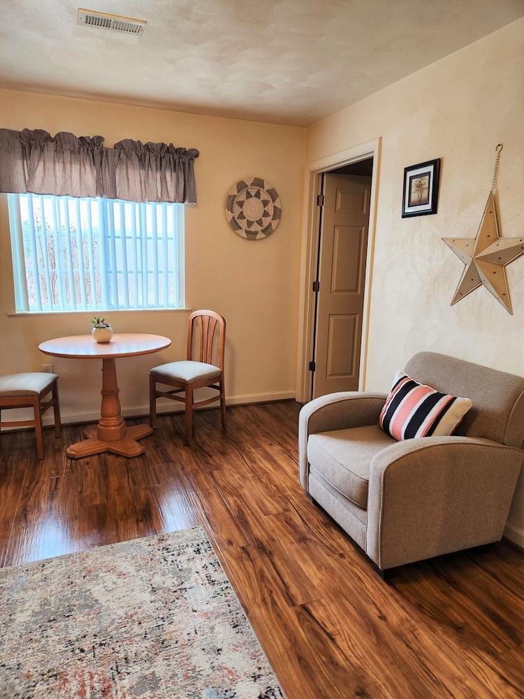Affordable Corporate Suites of Salem photo 39
