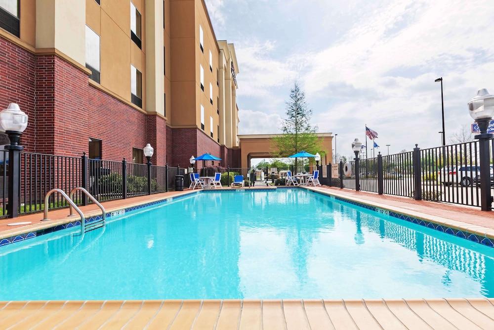 Hampton Inn & Suites Morgan City photo 57