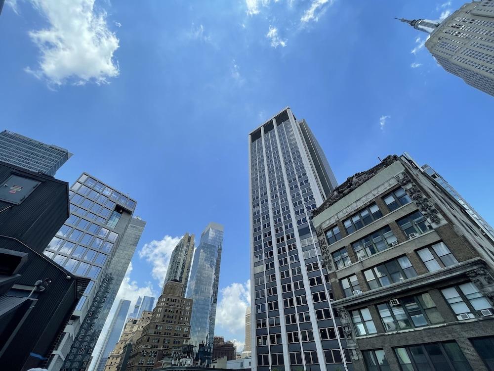 Hotel and the City-Midtown photo 1