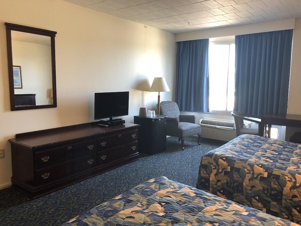 Belmar Motor Lodge photo 7
