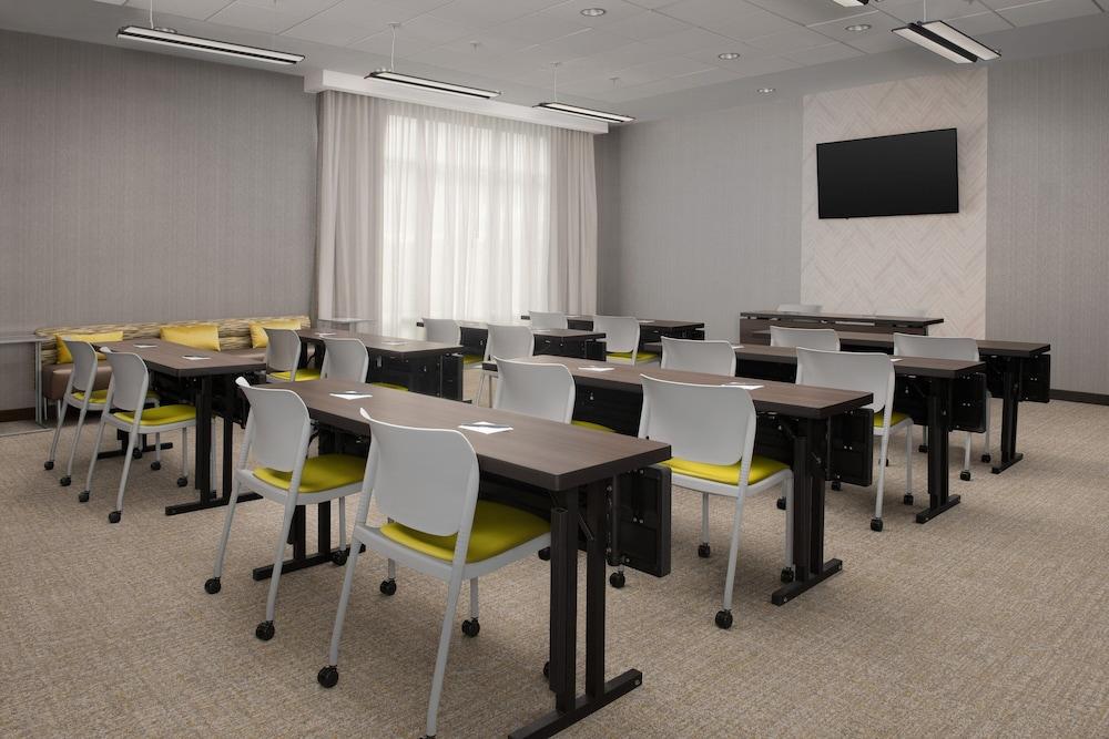 Springhill Suites By Marriott Fayetteville I 95 photo 34