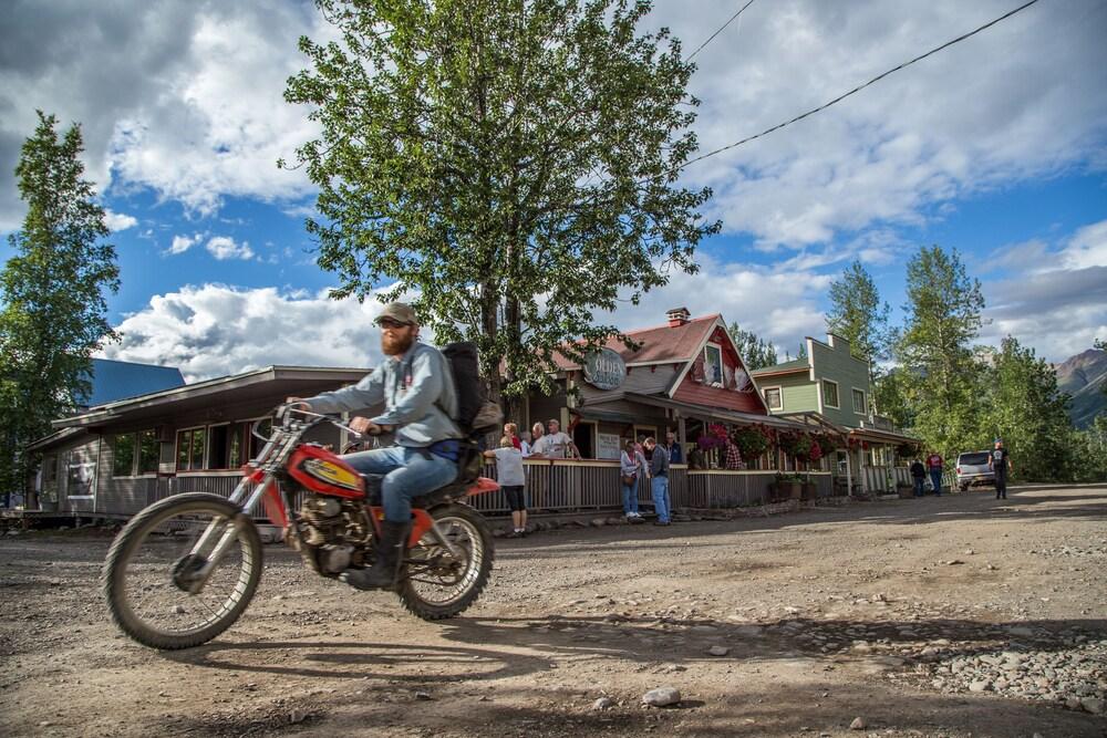 McCarthy Lodge Resort photo 41