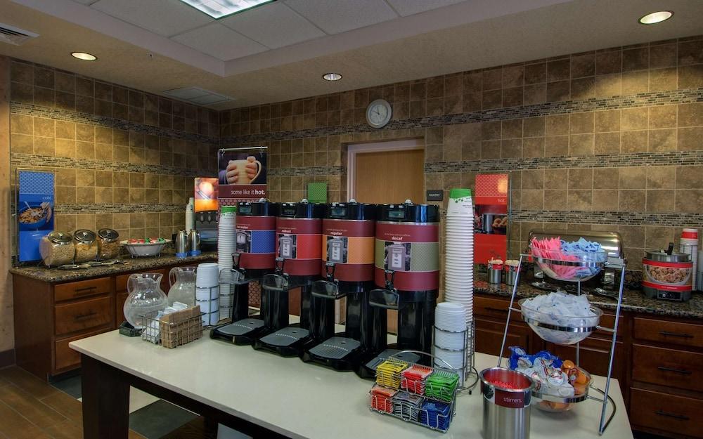 Hampton Inn Phoenix/Glendale/Peoria photo 26