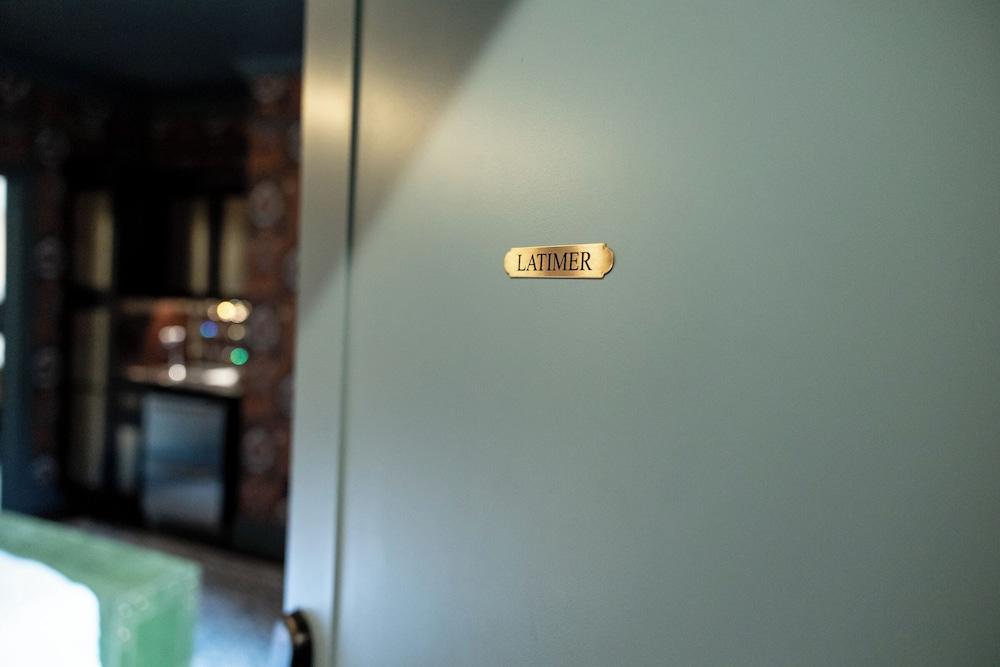The Gas Lamp Hotel photo 5