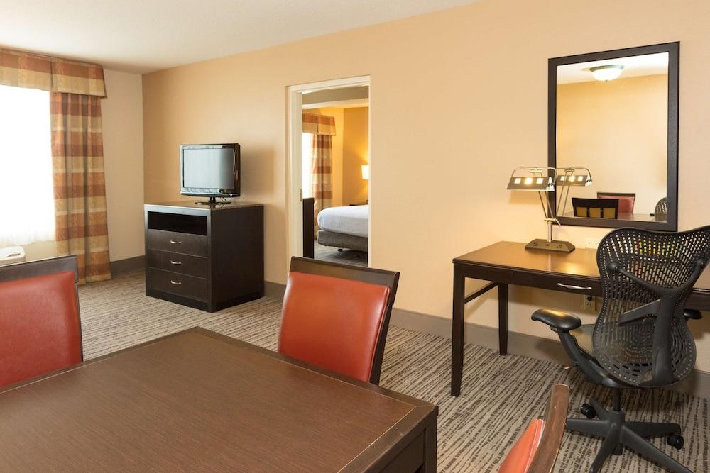 Hilton Garden Inn Jacksonville Airport photo 29