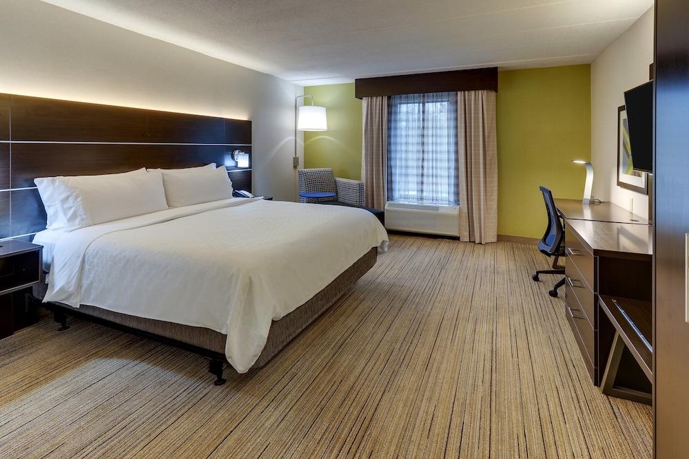 Holiday Inn Express & Suites Troy by IHG photo 18