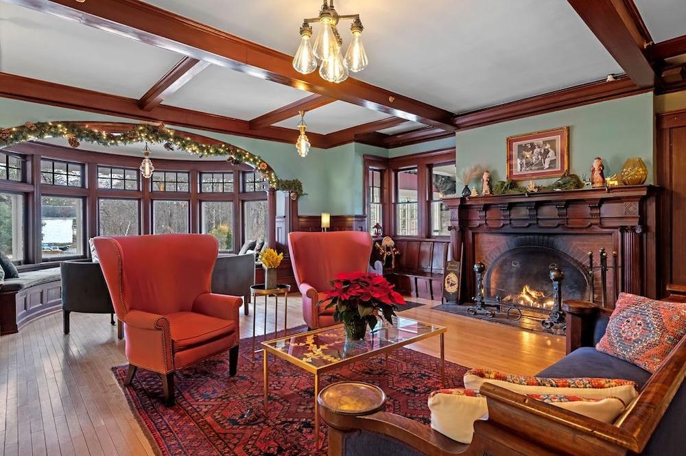 The Hartness House photo 11