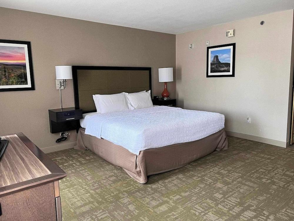 Summit Suites photo 17