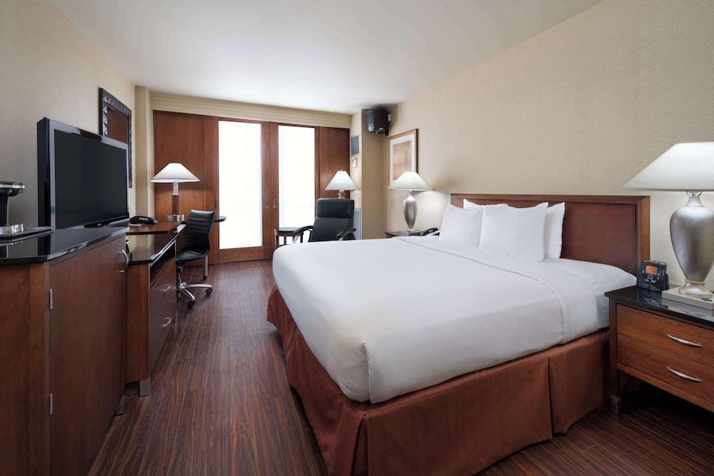 Hilton Chicago O'Hare Airport photo 46